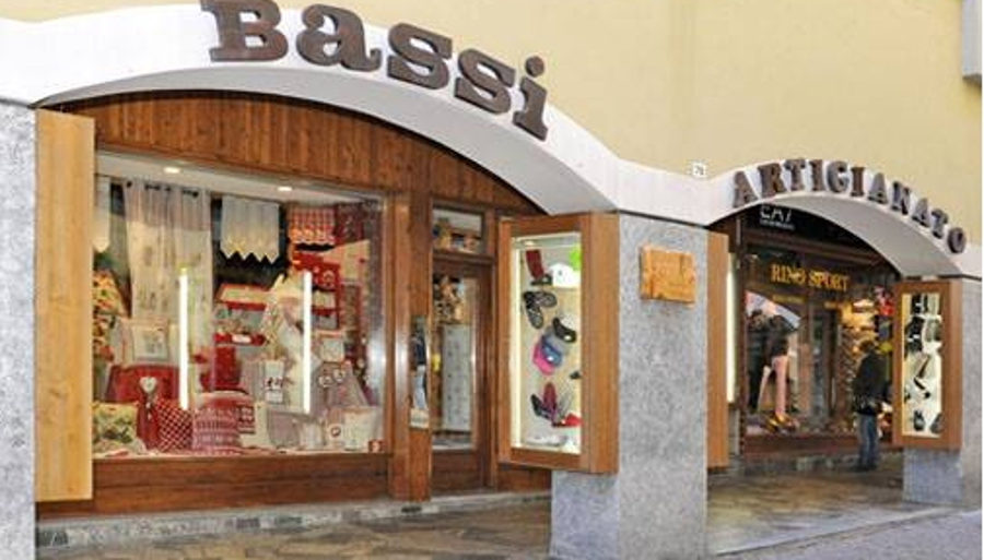 Bassi Souvenirs